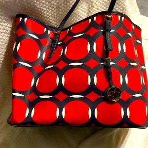 Michael Kors Medium Jet After tote